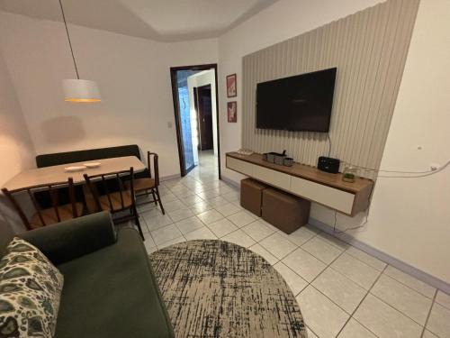 Sao Lourenco House | Casa em Curitiba perto da Pedreira e Opera de Arame, com Ar Condicionado 3Quartos