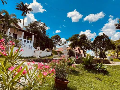 Garanhuns House | Experience Comfort at Fazenda Bela Vista: Pet-Friendly Getaway