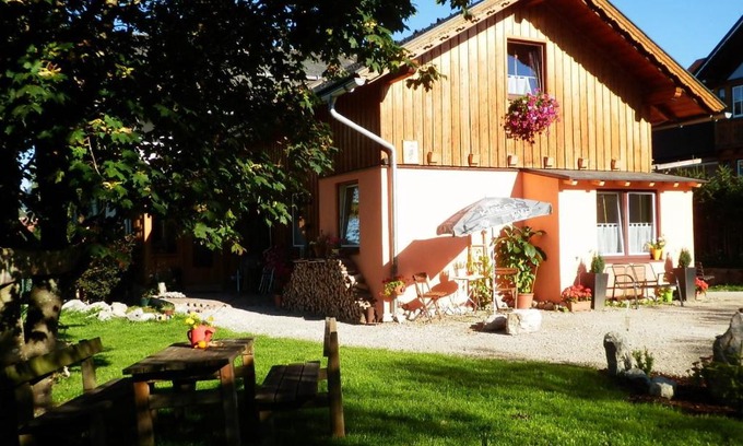 Bad Mitterndorf Apartment | Guest Rated: Casa Emmi with Hot Tub & Family-Friendly Amenities