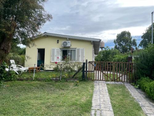 Partido de General Pueyrredon Ski Chalet | Discover Casa en Colinas Verdes: Oceanfront Retreat for Families