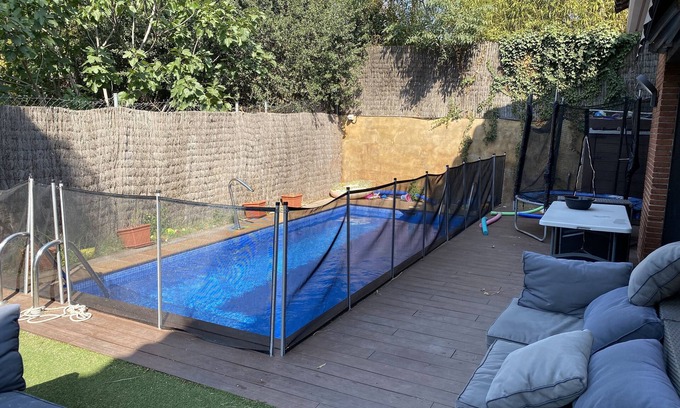 Sant Cugat del Valles Ski Chalet | Relax at Casa en Sant Cugat del Valles with Pool & Hot Tub