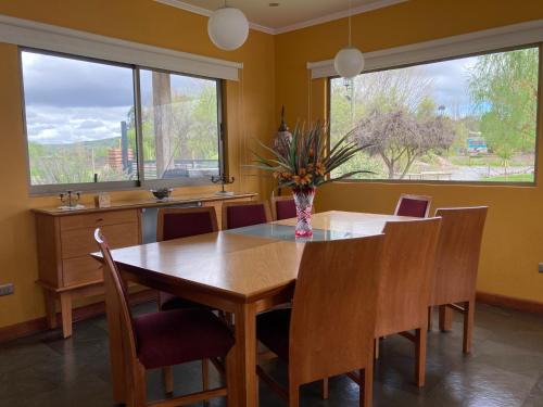 Las Cabras Villa | Relax by Lake Rapel at Casa Punta del Sol – 4-Star Escape