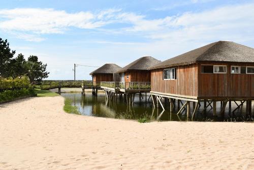 San Vicente House | Inviting Casa en Punta del Este: Pet & Child Friendly Stay