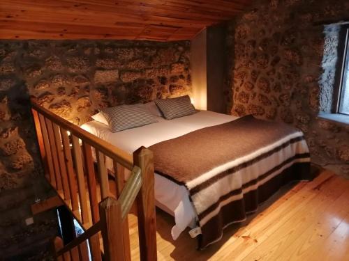 Alvoco da Serra House | Family-Friendly Getaway at Casa Encantada, Alvoco da Serra
