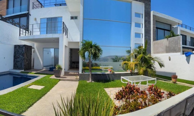 Tequesquitengo House | Exclusive Private Casa with Pool and Family-Friendly Amenities