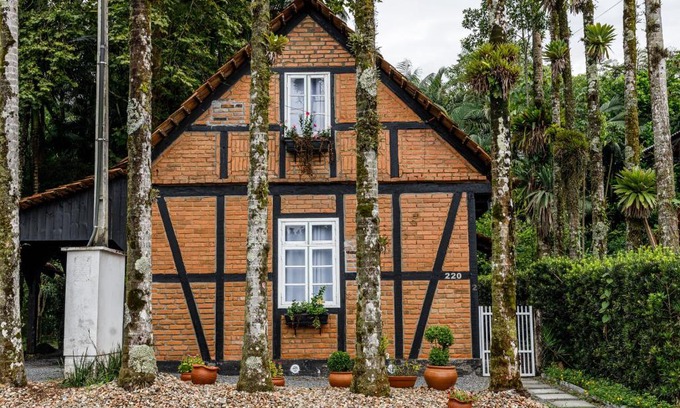 Pomerode House | Experience Casa Enxaimel in Pomerode - Rated 9.7/10!