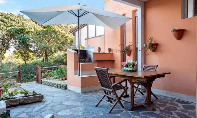 Stintino Apartment | Discover Casa Erica: Family-Friendly Getaway with Unique Amenities