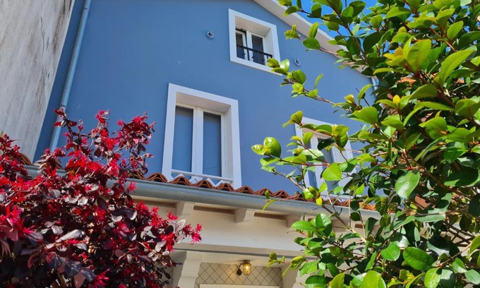 Boiro House | Oceanfront Oasis: Casa Escarapote with 9.9/10 Rating