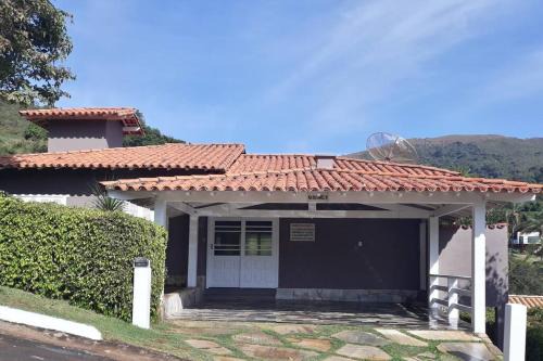 Capitolio House | Pet-Friendly Retreat at Casa Escarpas do Lago