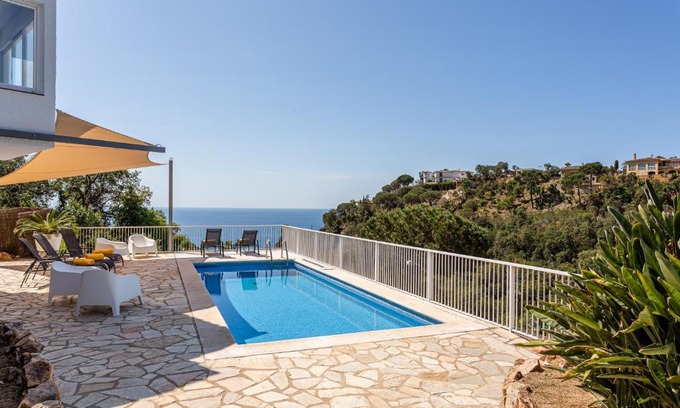 Tossa de Mar Villa | Inviting Casa Escorpión: Family-Friendly with Pool Access