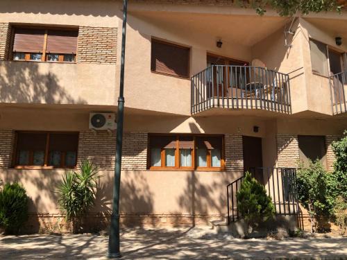 Arroyo Frio Apartment | Experience Comfort at Casa Estribo – Pet and Child Friendly