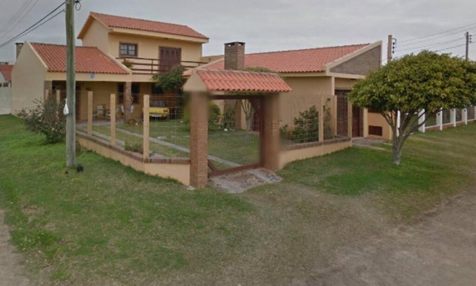 Cassino House | Beachside Casa Excelente: Family & Pet-Friendly Retreat