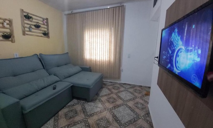 Novo Gloria House | Cozy 2-Bedroom Home with Gourmet Area & Wi-Fi Access