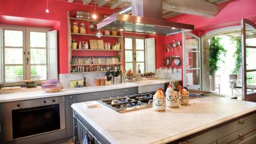 Le Piazze House | Discover Casa Fabbrini Agriturismo with Pool & Spa Access