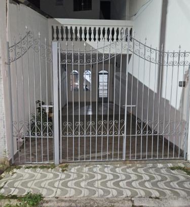 Aparecida House | Pet-Friendly Family Retreat in Aparecida SP - 10/10 Rated
