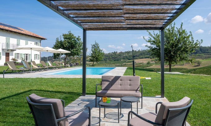 Castagnole delle Lanze House | Discover Casa Faretto - Monviso & Collina with Pool & Spa