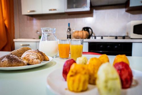Fondachello House | Discover Family-Friendly Stays at Casa Farfalla