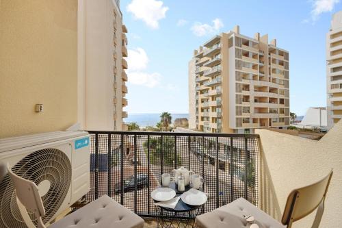 Praia da Rocha Apartment | Family-Friendly Getaway at Casa Farol - Rated 10/10