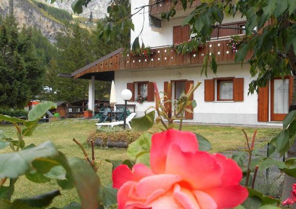 Isolaccia Apartment | Experience Casa Federica: Oceanfront Oasis for Families
