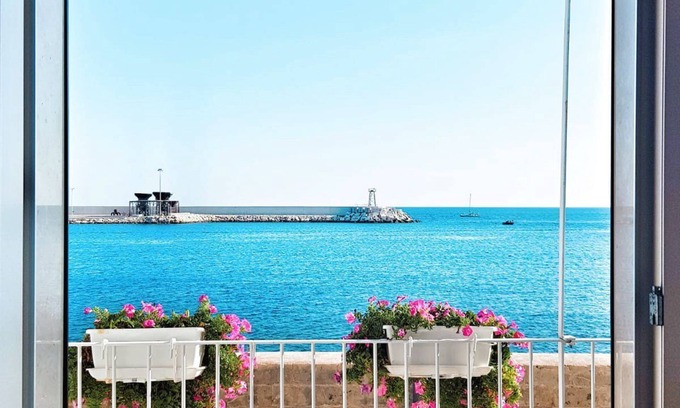 Centro Storico Bed & Breakfast | Casa Felice: Guest Rated 10/10 with Family-Friendly Amenities