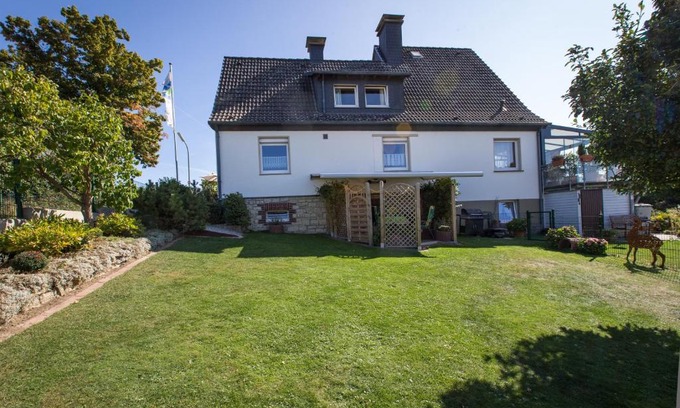 Moehnesee Apartment | Cozy Casa Felicitas: Oceanfront Retreat with Great Amenities