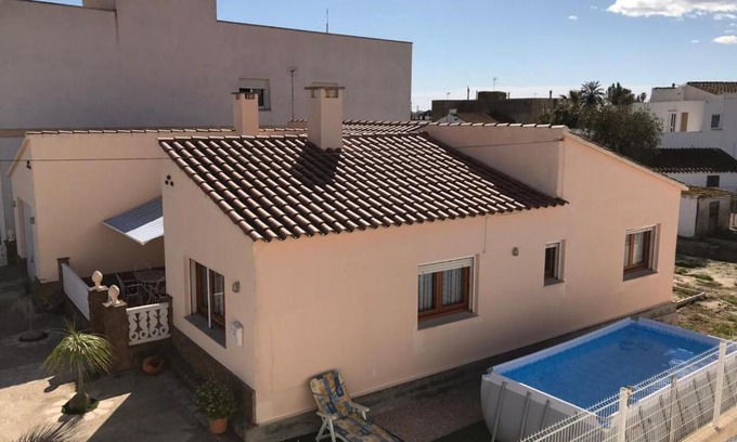 Sant Jaume d'Enveja House | Relax at Casa Felix: Guest Rated 8.7 with Pool Access