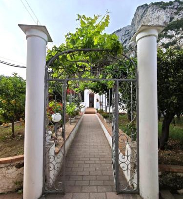Marina Grande House | Exceptional Family Stay at Casa Ferraro - Rated 9.4/10