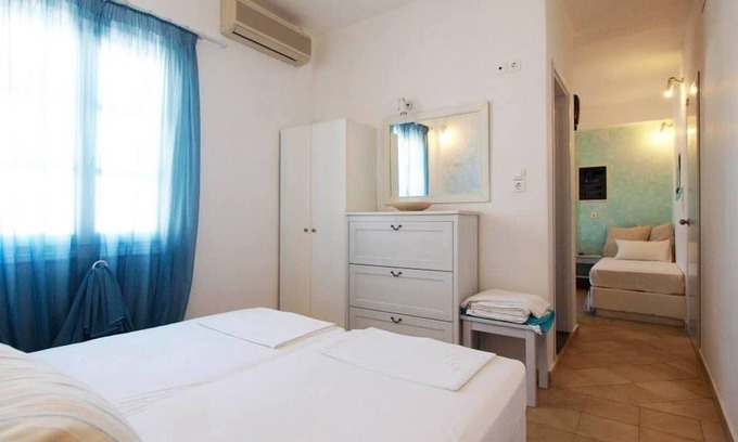 Ios Apartment | Casa Filareti-Triple studio with city wiew