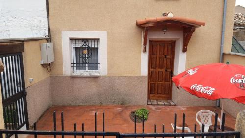 Arcas Apartment | Pet and Child Friendly Getaway at Casa Flor