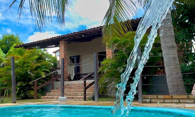 Beberibe House | Casa Florida-Charming 4-bedroom house with WiFi in marvelous Morro Branco