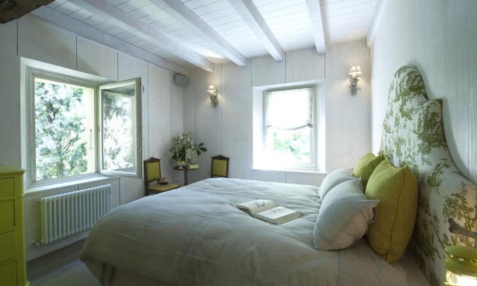 Santo Stefano House | Experience Casa Fluò Relais: Pet-Friendly with Breakfast