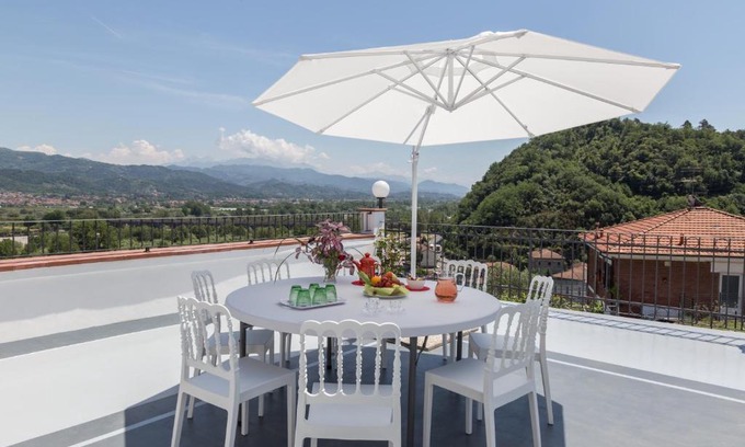 Vezzano Ligure House | Top Rated Casa Fornola Casale Il Volo - Family Friendly Stay