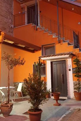 Mercato San Severino House | Inviting Casa Francesca: Child-Friendly with 9.4/10 Rating