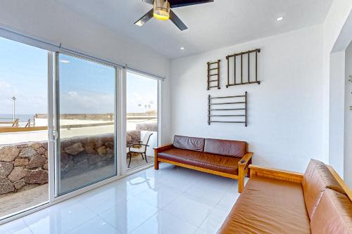 La Paloma House | Relax at Casa Fresno 23 - Playa Arcangel with Pool & Hot Tub