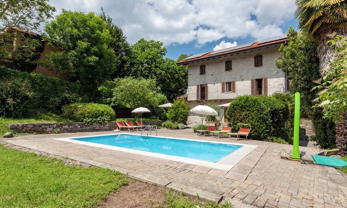 Vacciago Apartment | Beautiful Casa Frey: Three-Room Apartment by Lake Orta