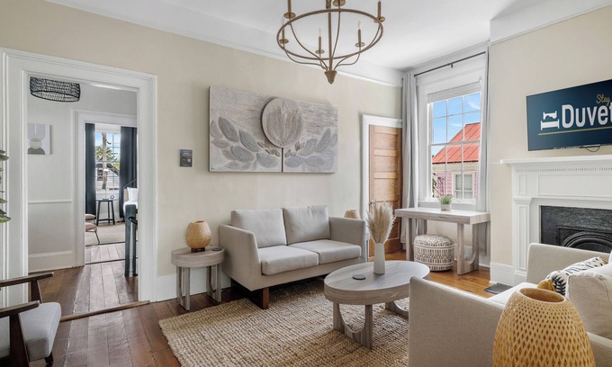 Radcliffeborough House | Casa Fuego Suite B: Prime Location with Private Porch