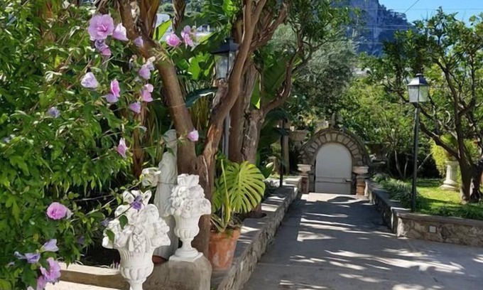 Capri House | Casa Gaia: Guest Rated 9.8 with Family-Friendly Amenities