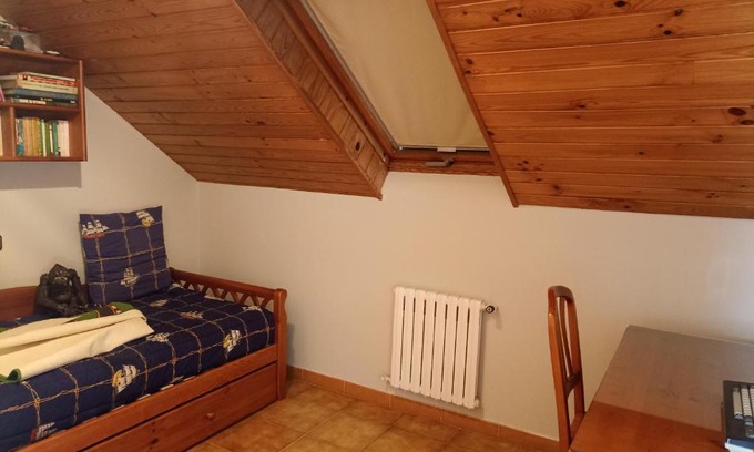 Porto de Santa Cruz House | Pet-Friendly Escapes at Casa Gaivoteira for Families