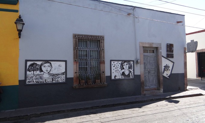 La Cruz House | Family-Friendly Stay at CASA GALERÍA QUINTO ELEMENTO