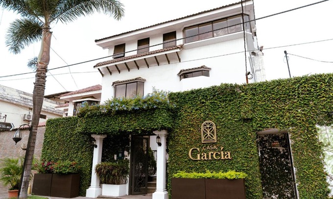 Entre Rios Hotel | Casa García: 4-Star Retreat with Pool and Hot Tub