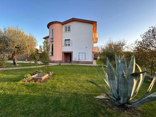 Ariano Irpino House | Experience Casa Giò: Pet-Friendly Retreat with Hot Tub