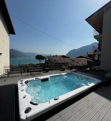 Zorzino Apartment | Casa Gina with private pool and lake view