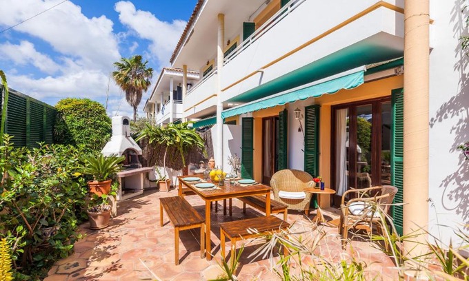 Capdepera House | Discover Casa Ginebro: Pet-Friendly, 4-Star Retreat