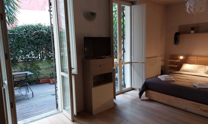 Calvairate Apartment | Relaxing Casa Giò with Garden - Explore Duomo Nearby