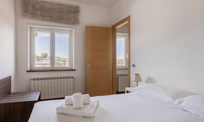 Citta Nuova-Barriera Nuova-San Vito-Citta Vecchia Apartment | Relaxing Retreat at Casa Gisella with Kitchen & Breakfast