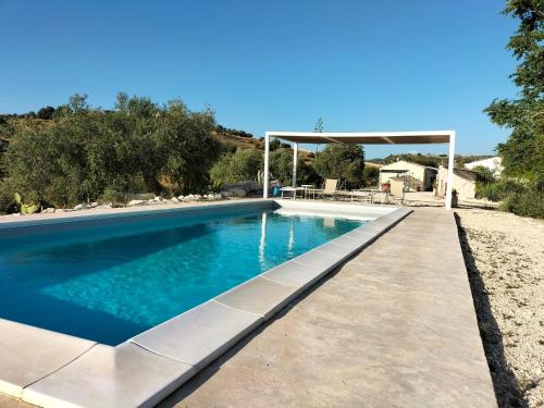 Chiaramonte Gulfi Bed & Breakfast | Discover Casa Giufà B&B: Oceanfront Retreat with Pool