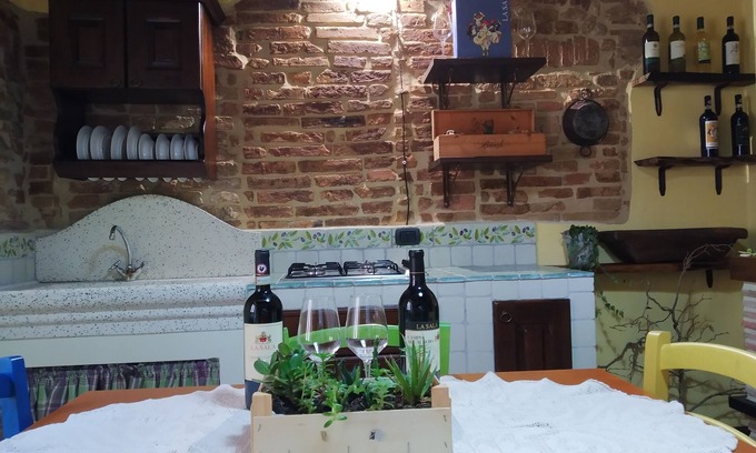 Gambassi Terme Apartment | Pet Friendly Casa Giulia on the Via Francigena - Rated 10/10