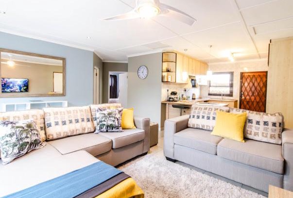 Gonubie Apartment | Family-Friendly Getaway at Casa Gonubie with Pool Access