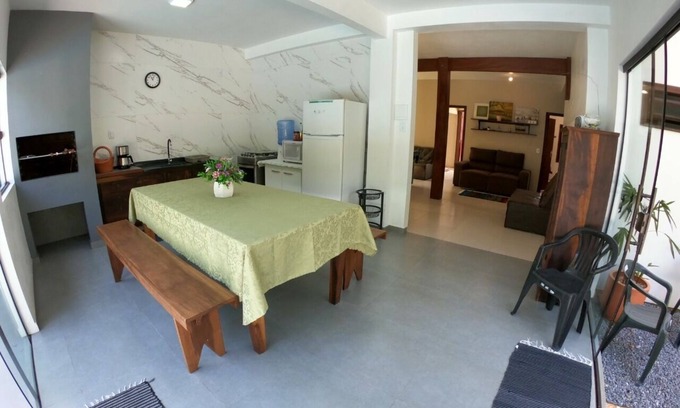 South Region House | Family-Friendly Casa Grande with Pool by Praia da Ferrugem