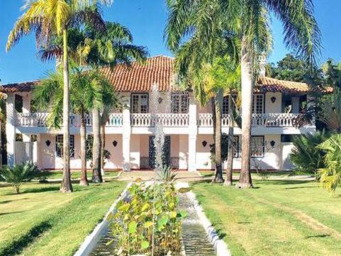 Arraial d'Ajuda Hotel | Casa Grande São Vicente: Guest Rated 9.9 with Pool & Spa